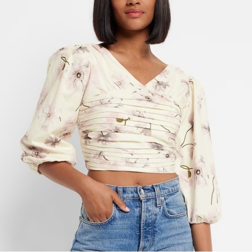 Express Cream Floral Blouse